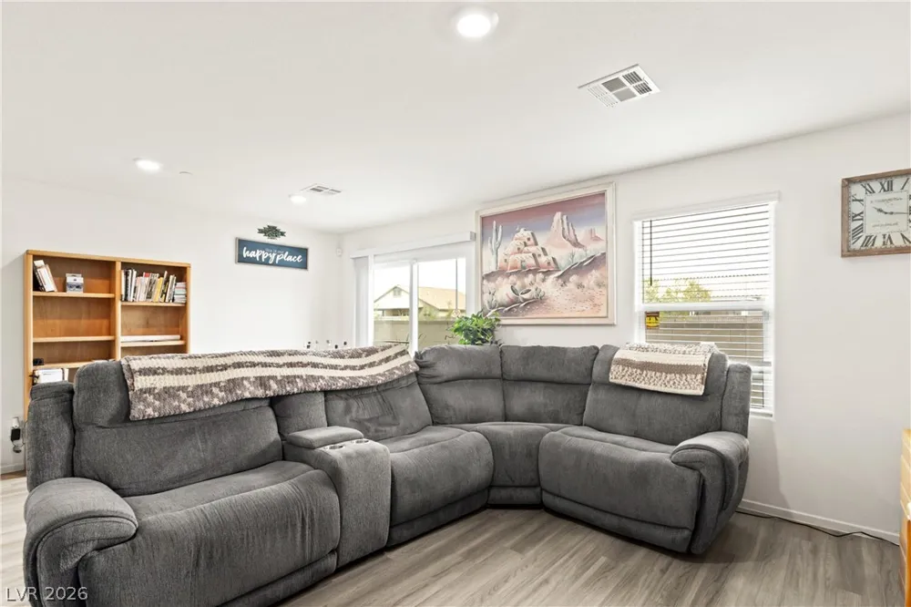 2554 Petunia Garden Avenue North Las Vegas, NV 89081