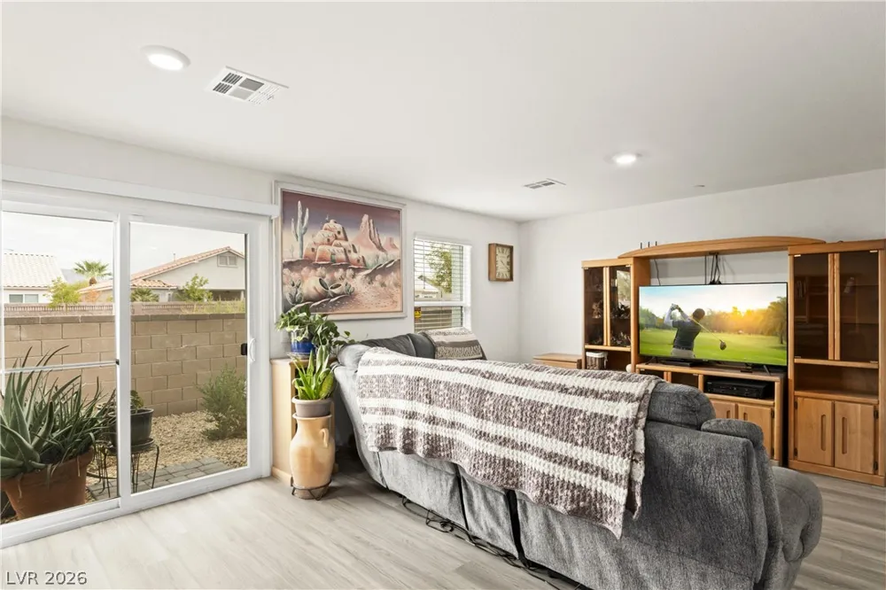 2554 Petunia Garden Avenue North Las Vegas, NV 89081