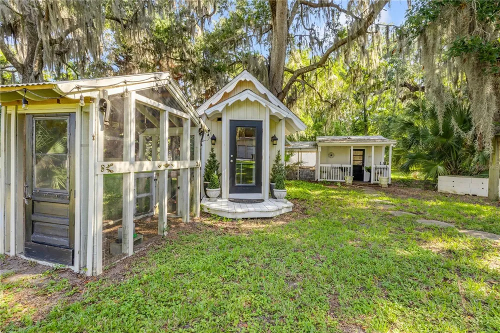 1780 OLD MISSION ROAD Edgewater, FL 32132