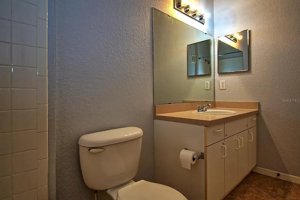 3615 CONROY ROAD #612 Orlando, FL 32839