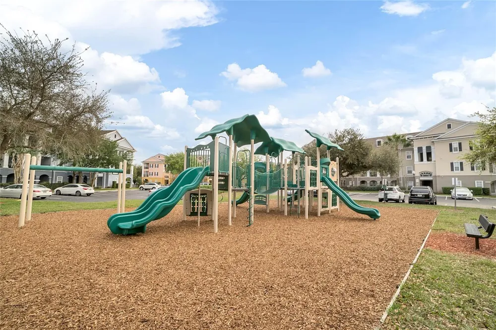 3615 CONROY ROAD #612 Orlando, FL 32839