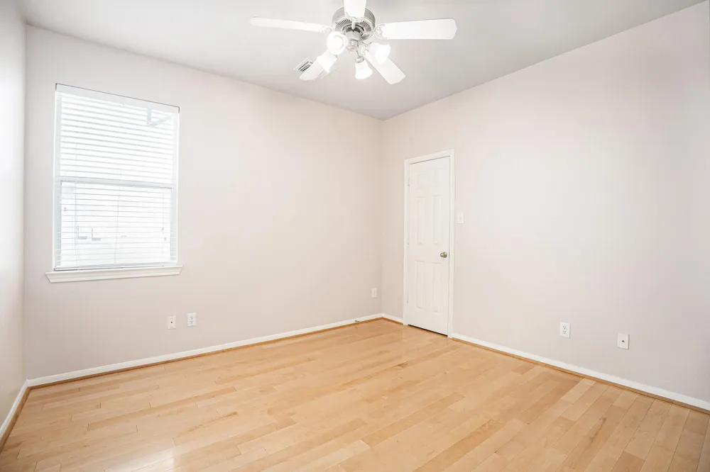 2517 Flycatcher Cove Drive League City, TX 77573