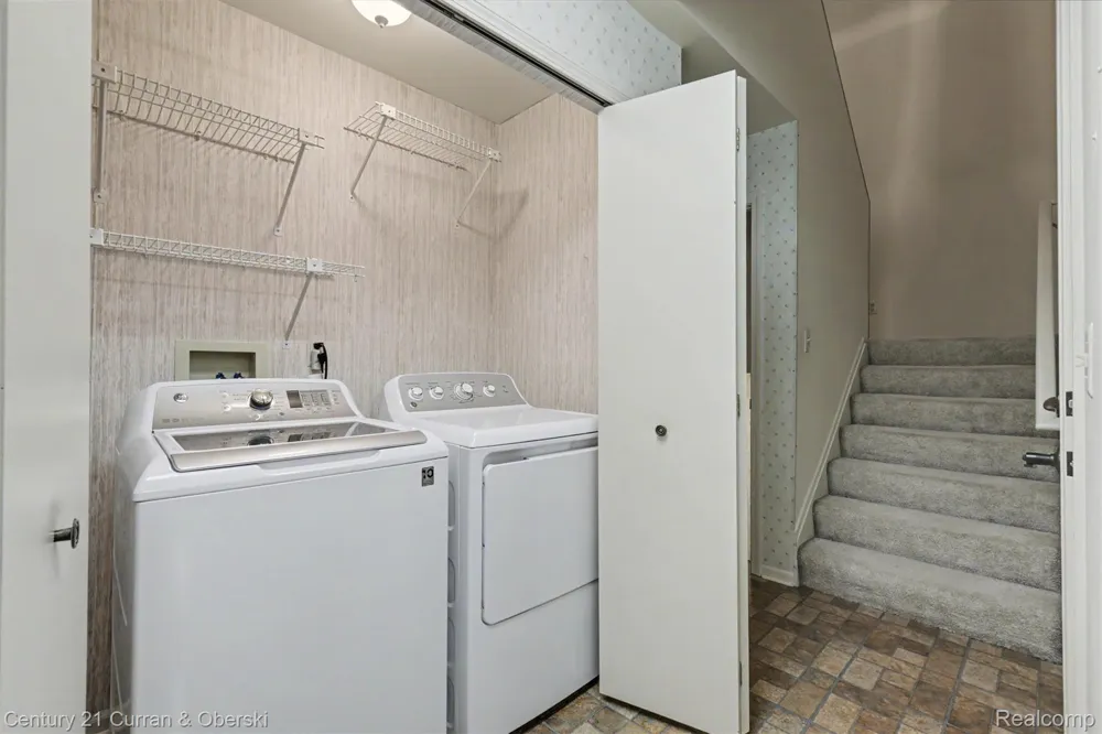 1 Cornell Court Dearborn City, MI 48124
