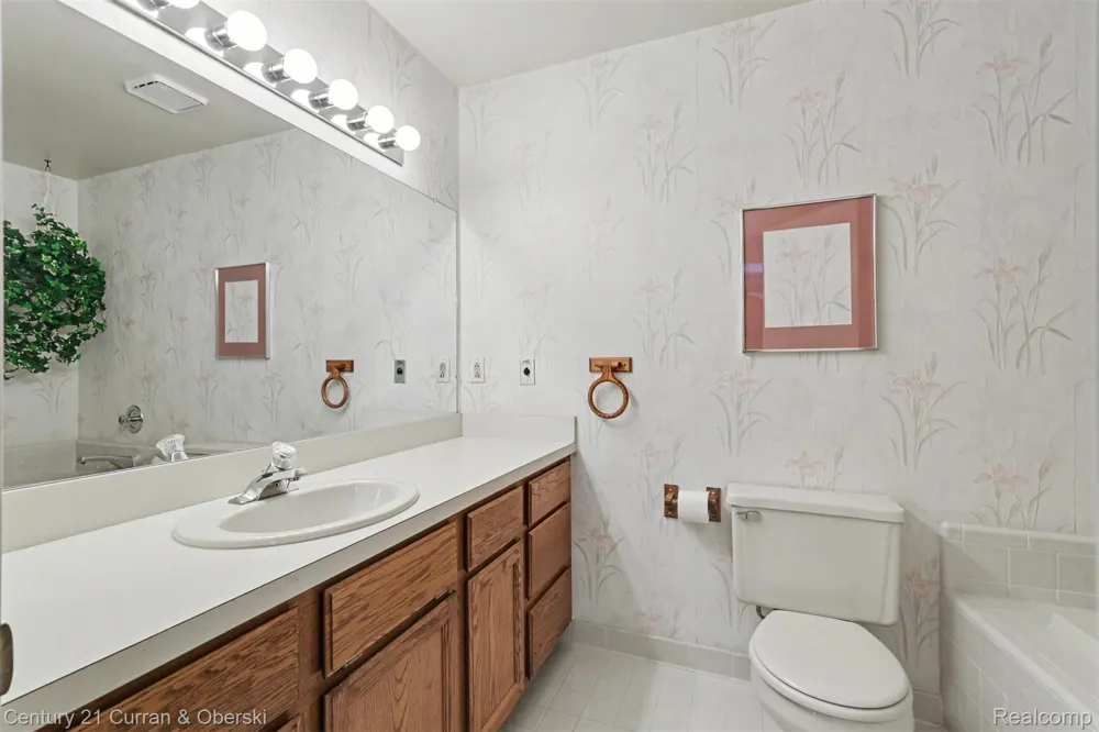 1 Cornell Court Dearborn City, MI 48124