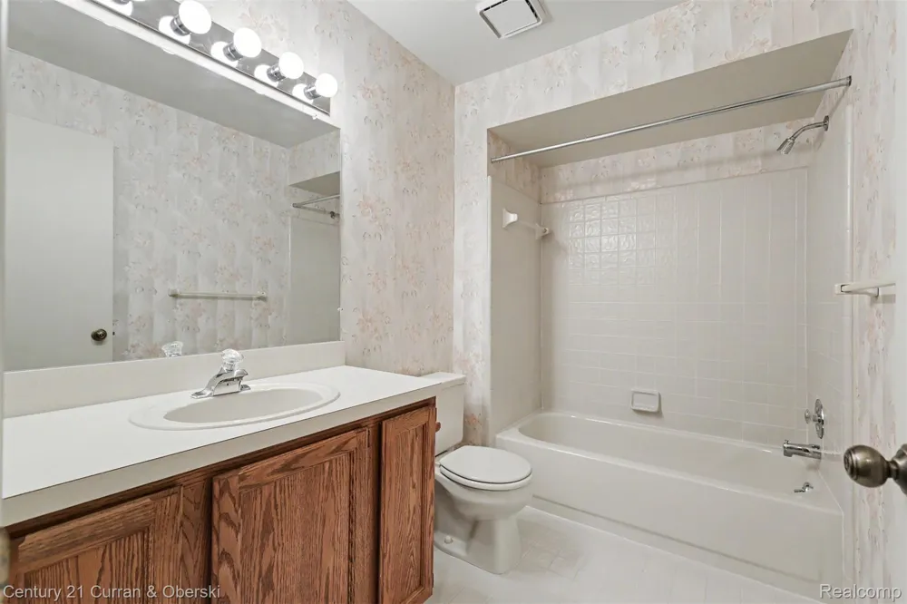 1 Cornell Court Dearborn City, MI 48124