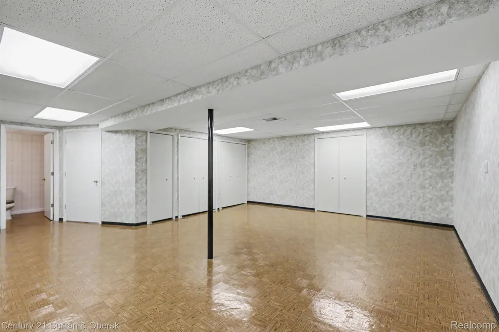 1 Cornell Court Dearborn City, MI 48124