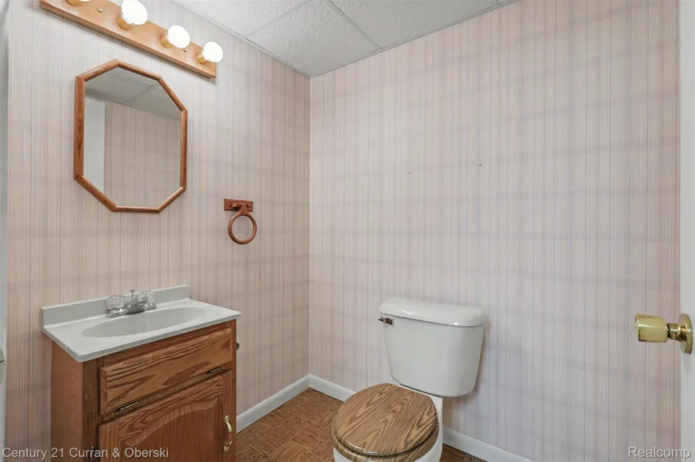 1 Cornell Court Dearborn City, MI 48124