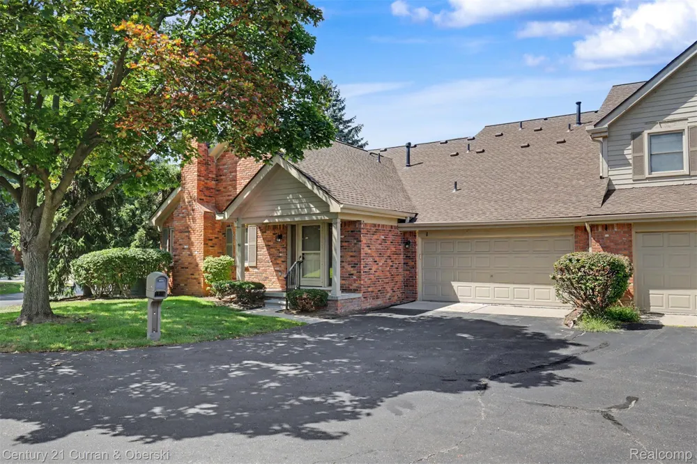1 Cornell Court Dearborn City, MI 48124