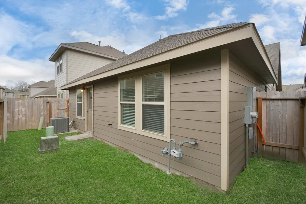15826 Menlow Bend Drive Humble, TX 77396