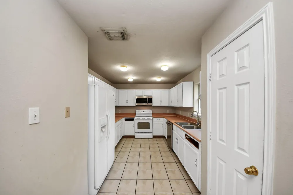 3211 Carmel Valley Drive Missouri City, TX 77459