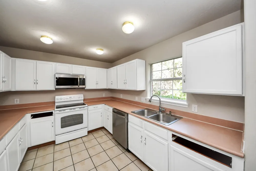 3211 Carmel Valley Drive Missouri City, TX 77459