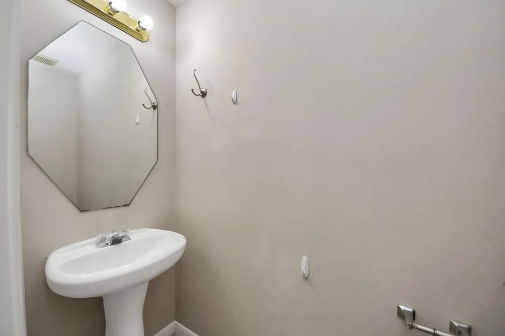 3211 Carmel Valley Drive Missouri City, TX 77459