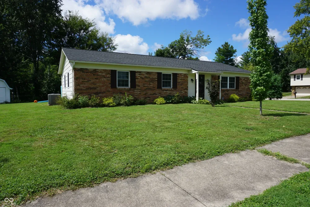 700 S Westwood Drive Bloomington, IN 47403