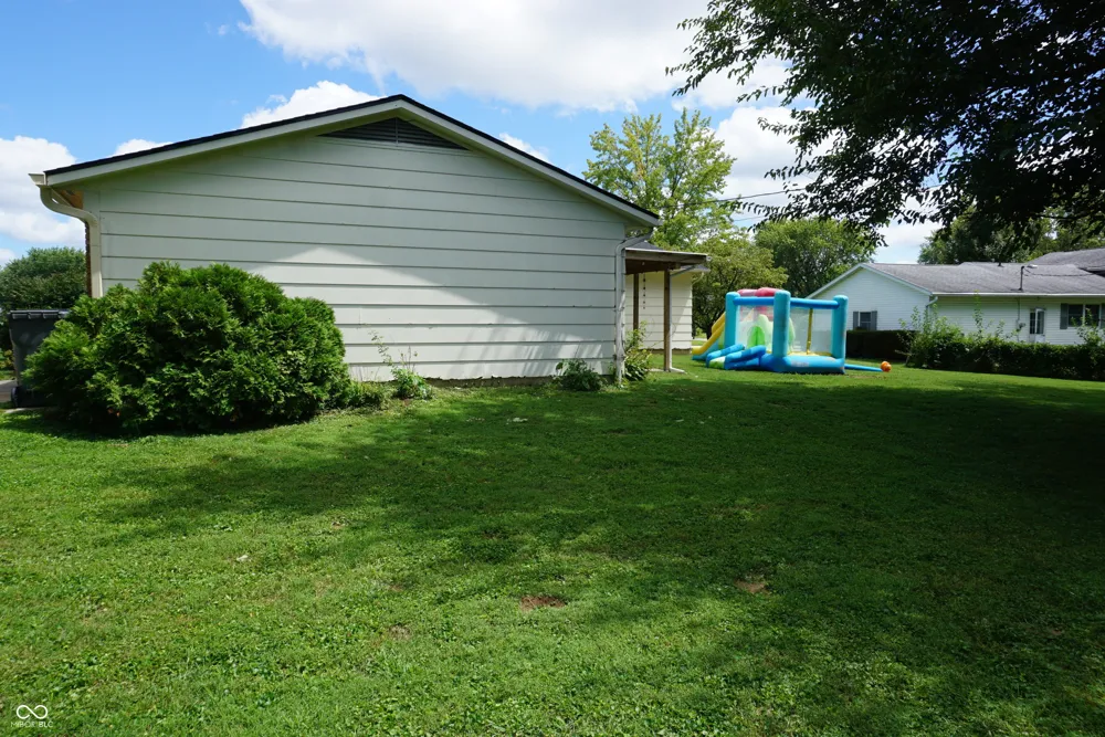700 S Westwood Drive Bloomington, IN 47403