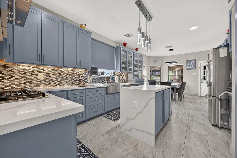 11930 Matagorda Lane Sugar Land, TX 77498