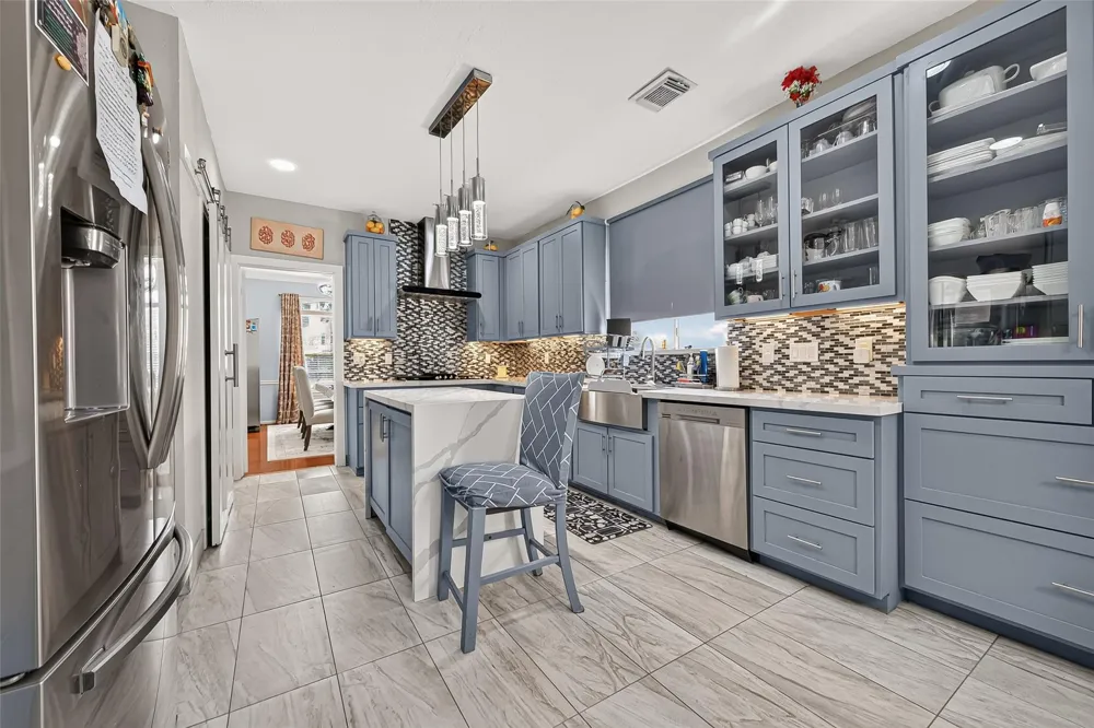 11930 Matagorda Lane Sugar Land, TX 77498