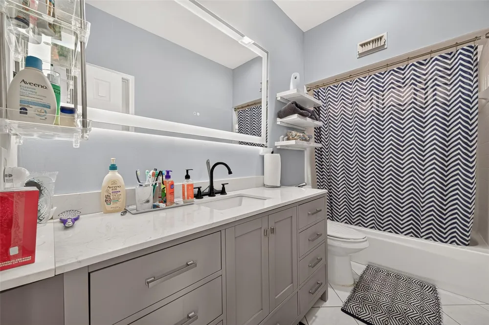 11930 Matagorda Lane Sugar Land, TX 77498