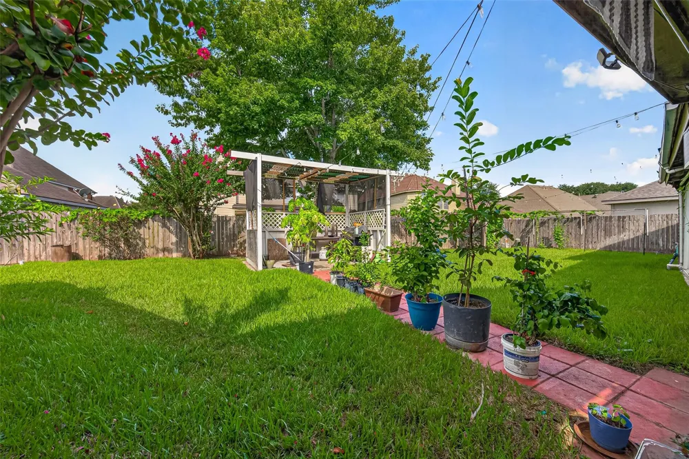 11930 Matagorda Lane Sugar Land, TX 77498