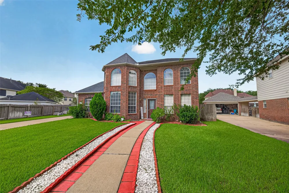11930 Matagorda Lane Sugar Land, TX 77498