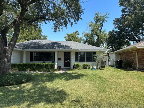 2110 Hewitt Drive