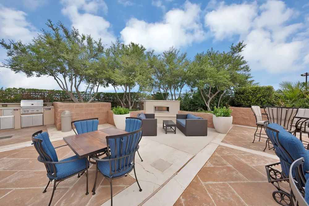 330 Las Colinas Boulevard E #338 Irving, TX 75039