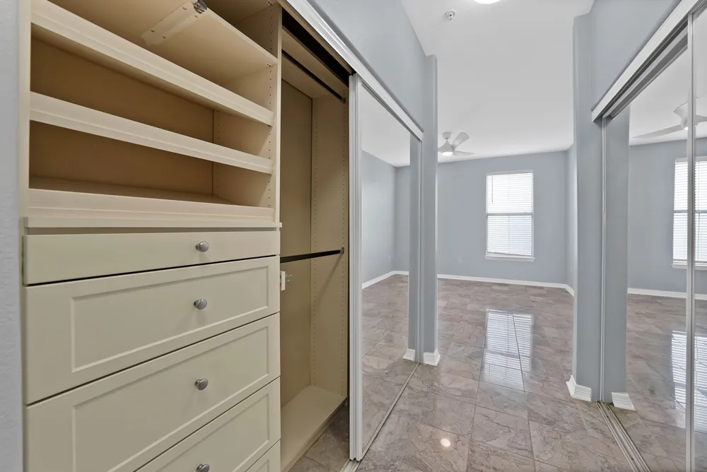 330 Las Colinas Boulevard E #338 Irving, TX 75039