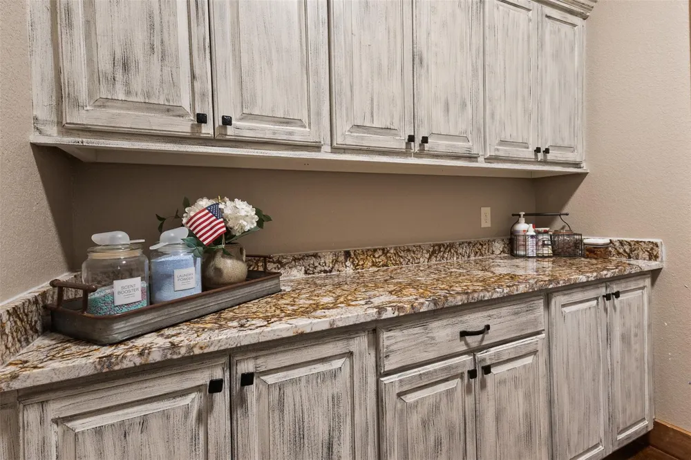 1402 Eagle Ferry Road Anahuac, TX 77514