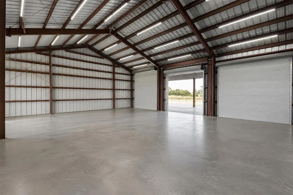 1402 Eagle Ferry Road Anahuac, TX 77514