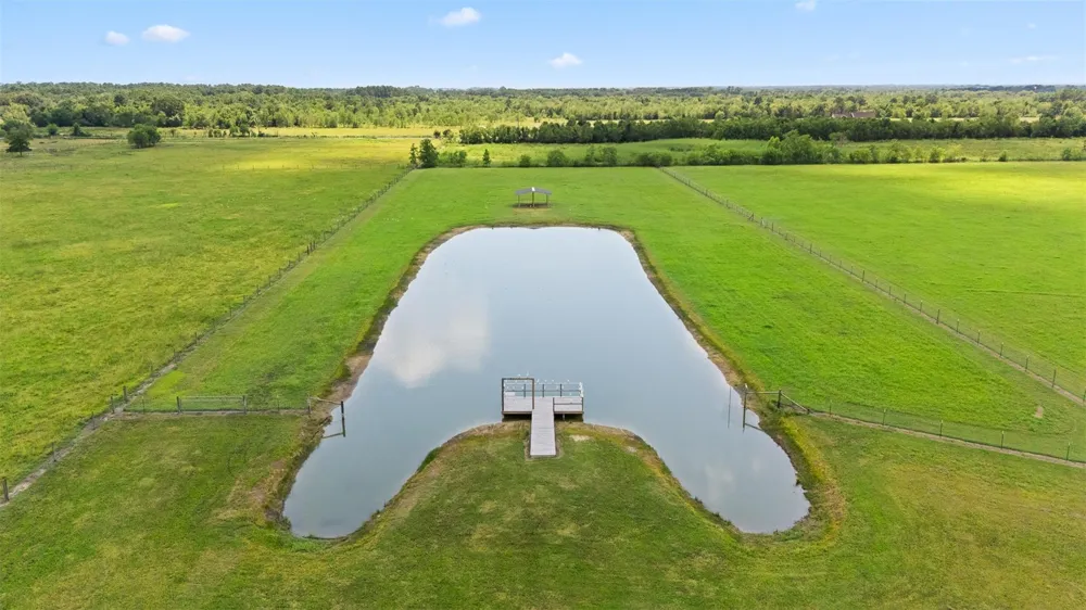 1402 Eagle Ferry Road Anahuac, TX 77514
