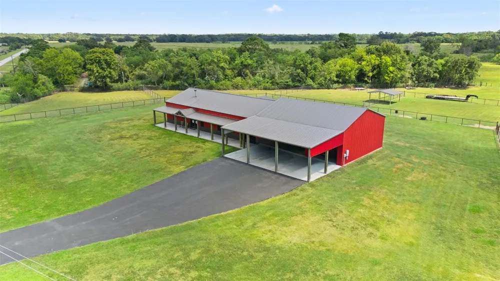 1402 Eagle Ferry Road Anahuac, TX 77514