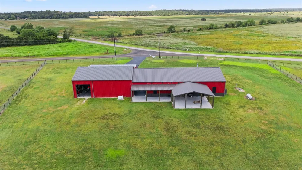 1402 Eagle Ferry Road Anahuac, TX 77514