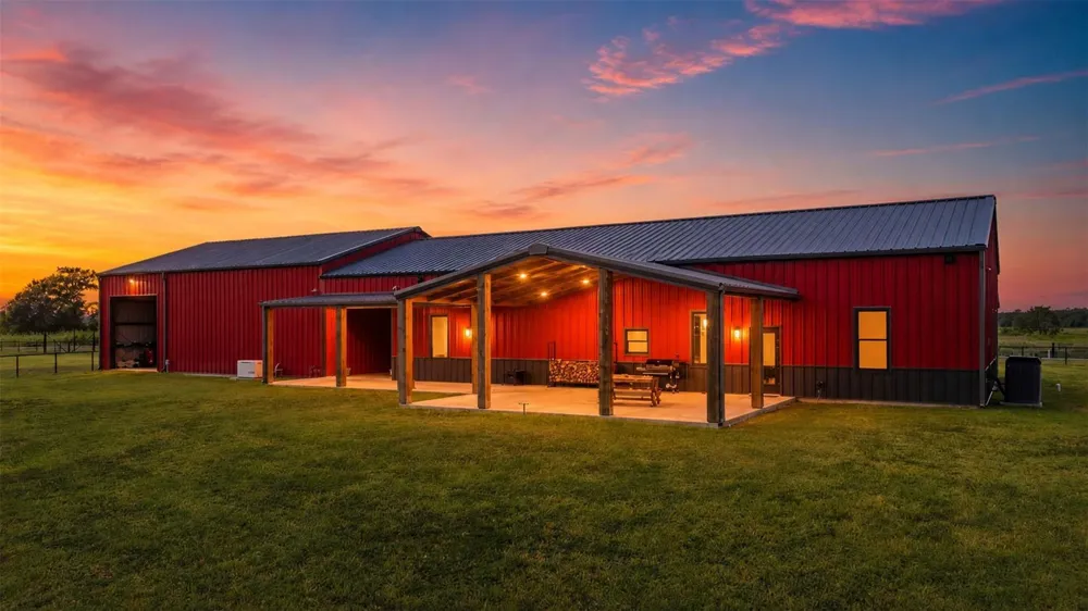 1402 Eagle Ferry Road Anahuac, TX 77514