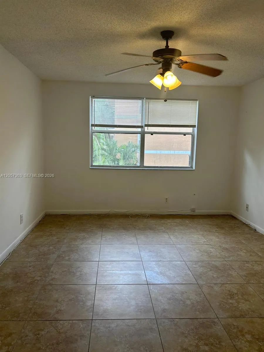 8851 Wiles Rd #208 Coral Springs, FL 33067