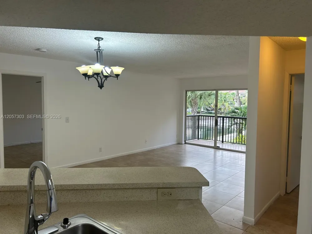 8851 Wiles Rd #208 Coral Springs, FL 33067