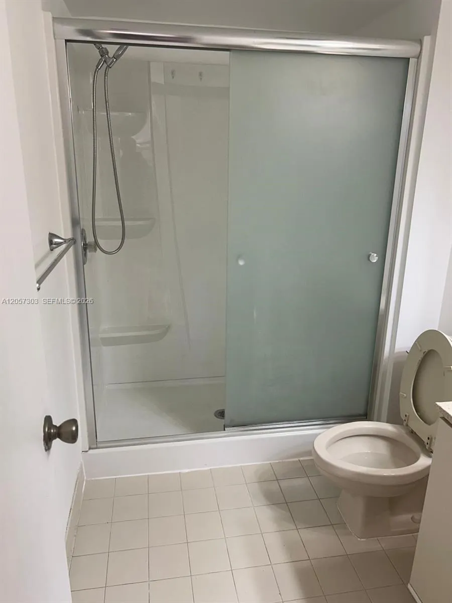 8851 Wiles Rd #208 Coral Springs, FL 33067