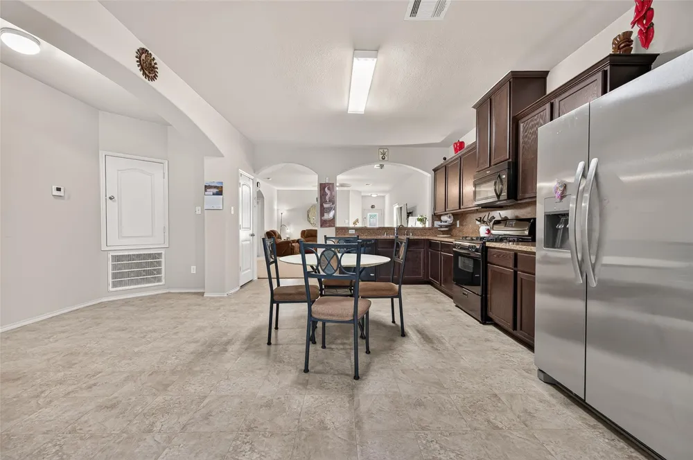 7870 Maverick Trace Lane Cypress, TX 77433