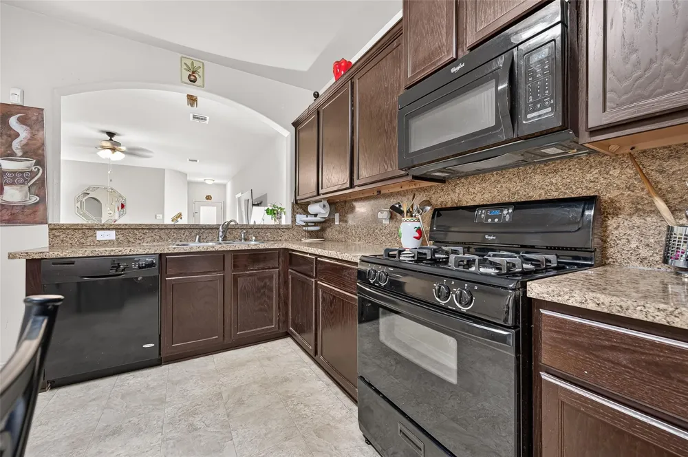 7870 Maverick Trace Lane Cypress, TX 77433