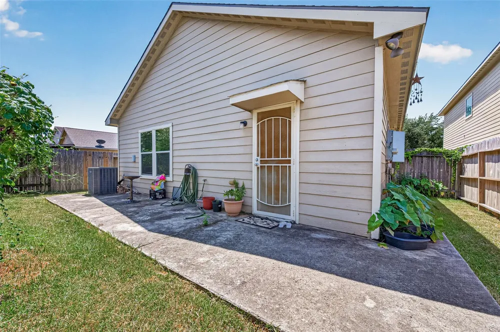 7870 Maverick Trace Lane Cypress, TX 77433