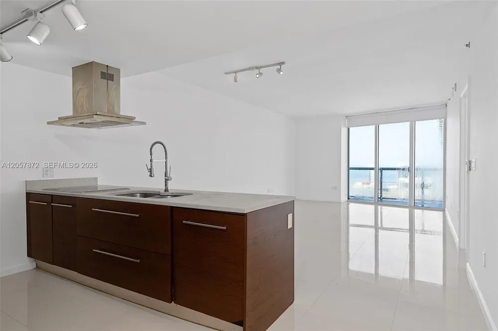 495 Brickell Ave #5007 Miami, FL 33131