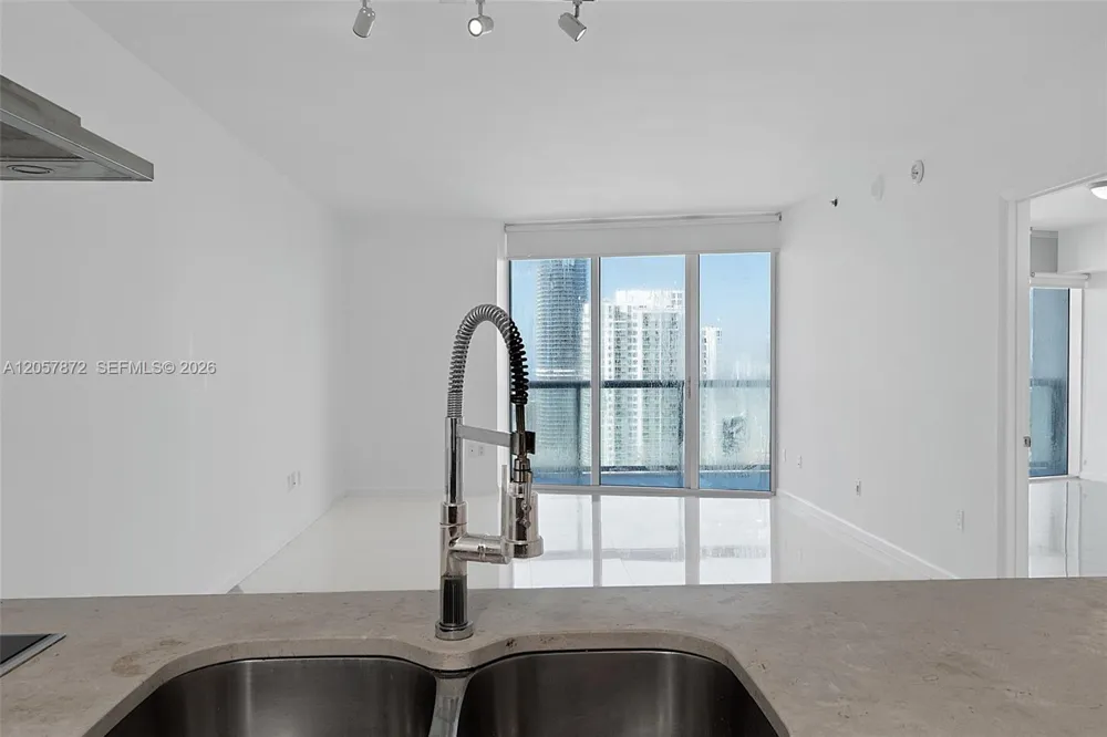 495 Brickell Ave #5007 Miami, FL 33131