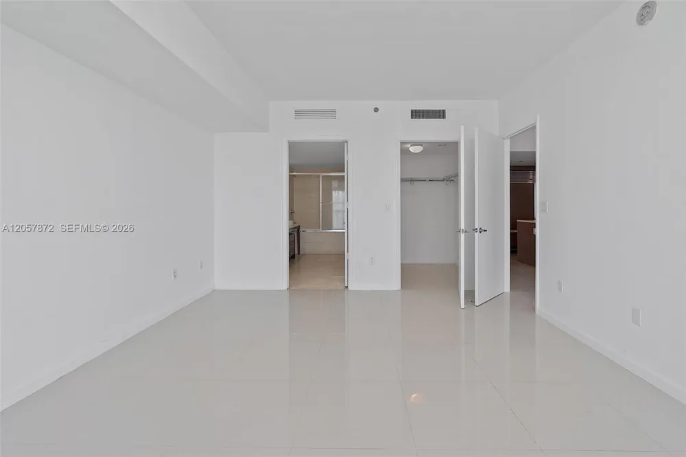 495 Brickell Ave #5007 Miami, FL 33131