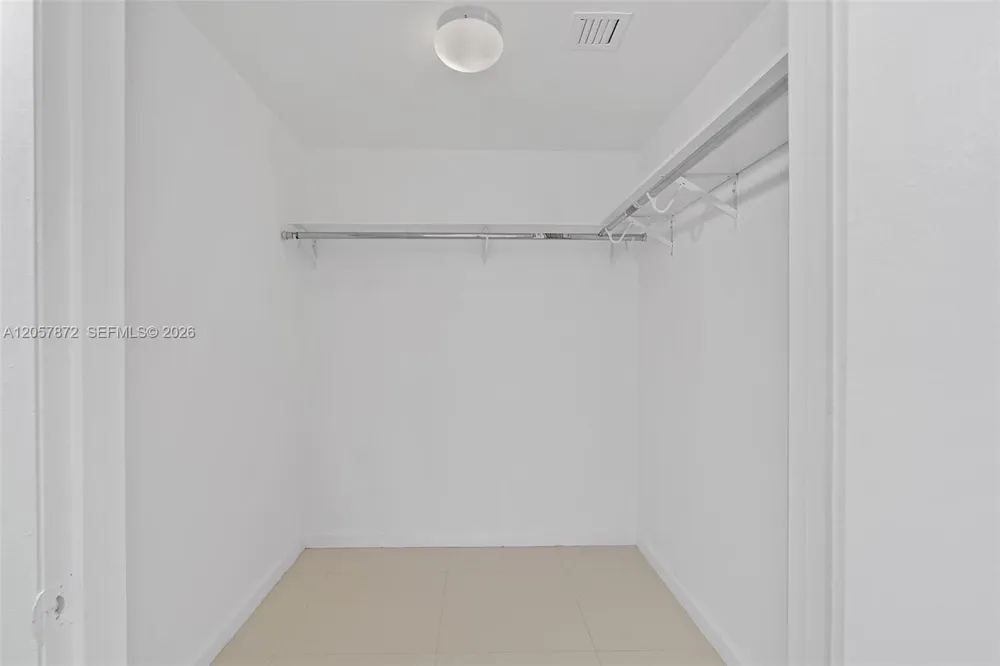 495 Brickell Ave #5007 Miami, FL 33131