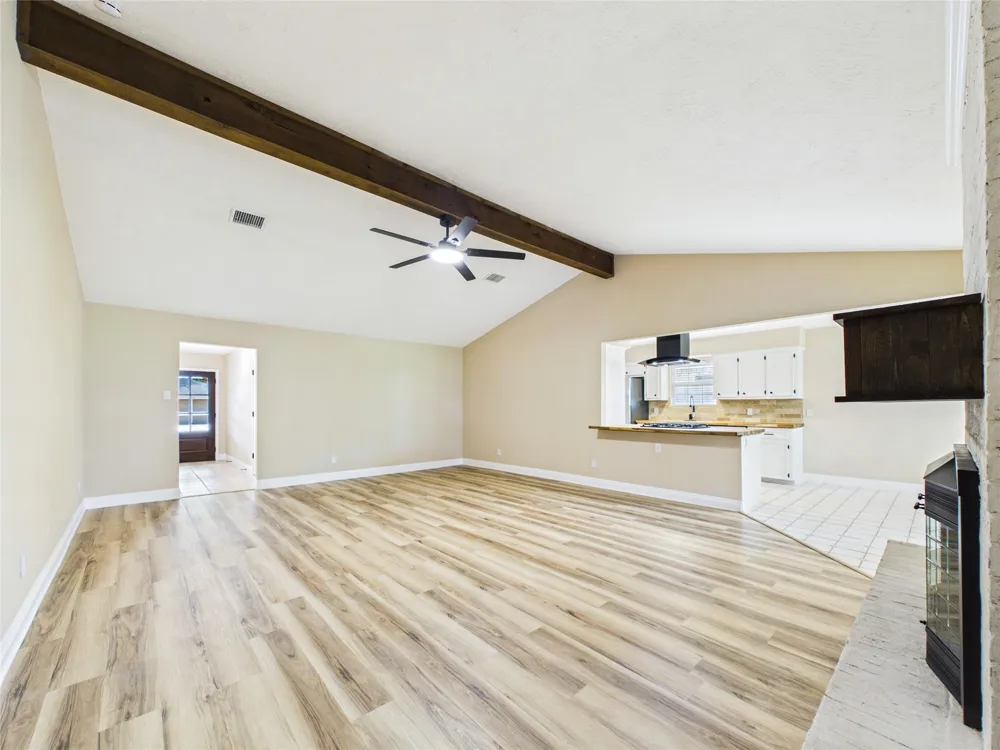 1817 Woodcrest Drive Deer Park, TX 77536
