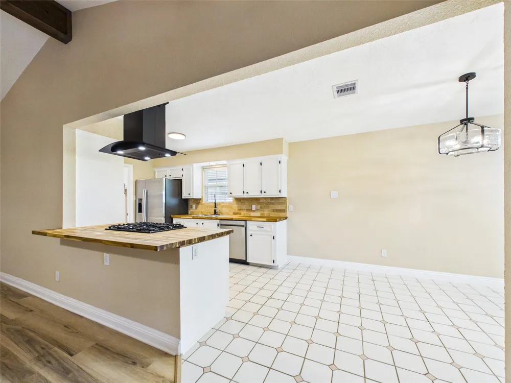 1817 Woodcrest Drive Deer Park, TX 77536