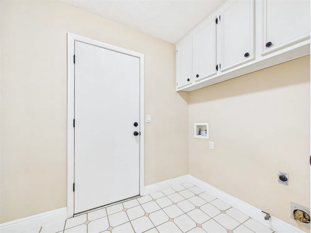 1817 Woodcrest Drive Deer Park, TX 77536