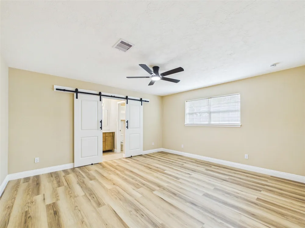 1817 Woodcrest Drive Deer Park, TX 77536