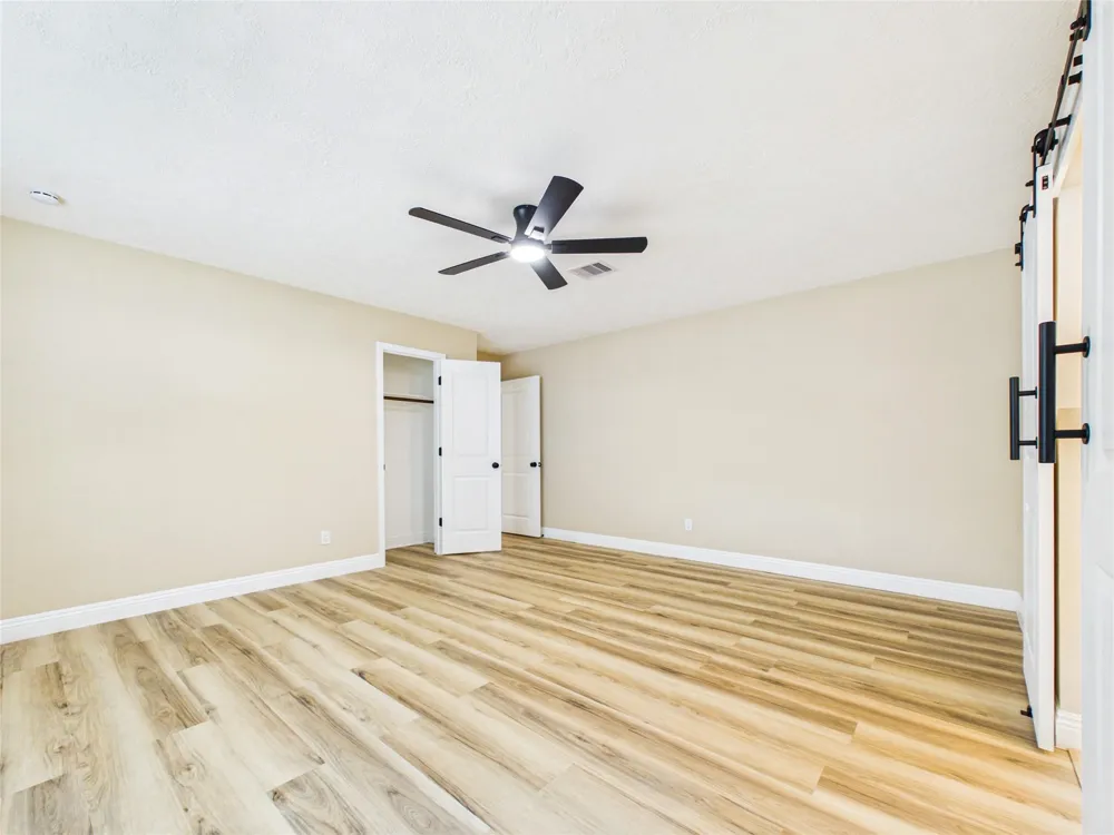 1817 Woodcrest Drive Deer Park, TX 77536