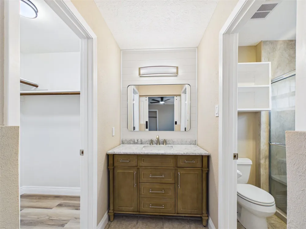 1817 Woodcrest Drive Deer Park, TX 77536