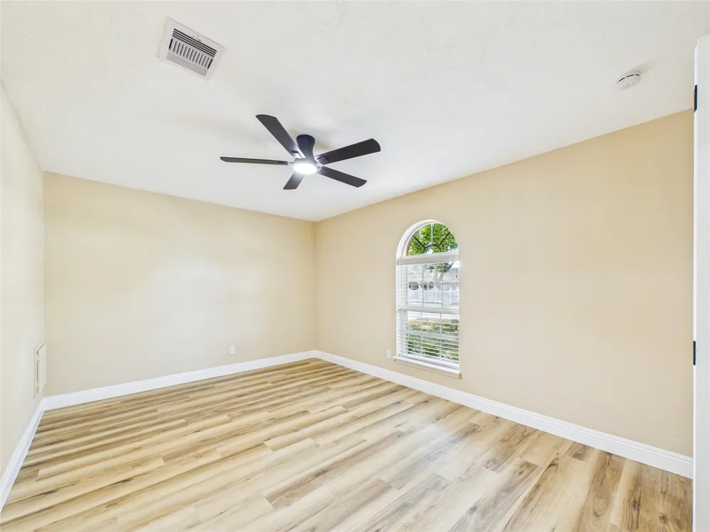 1817 Woodcrest Drive Deer Park, TX 77536