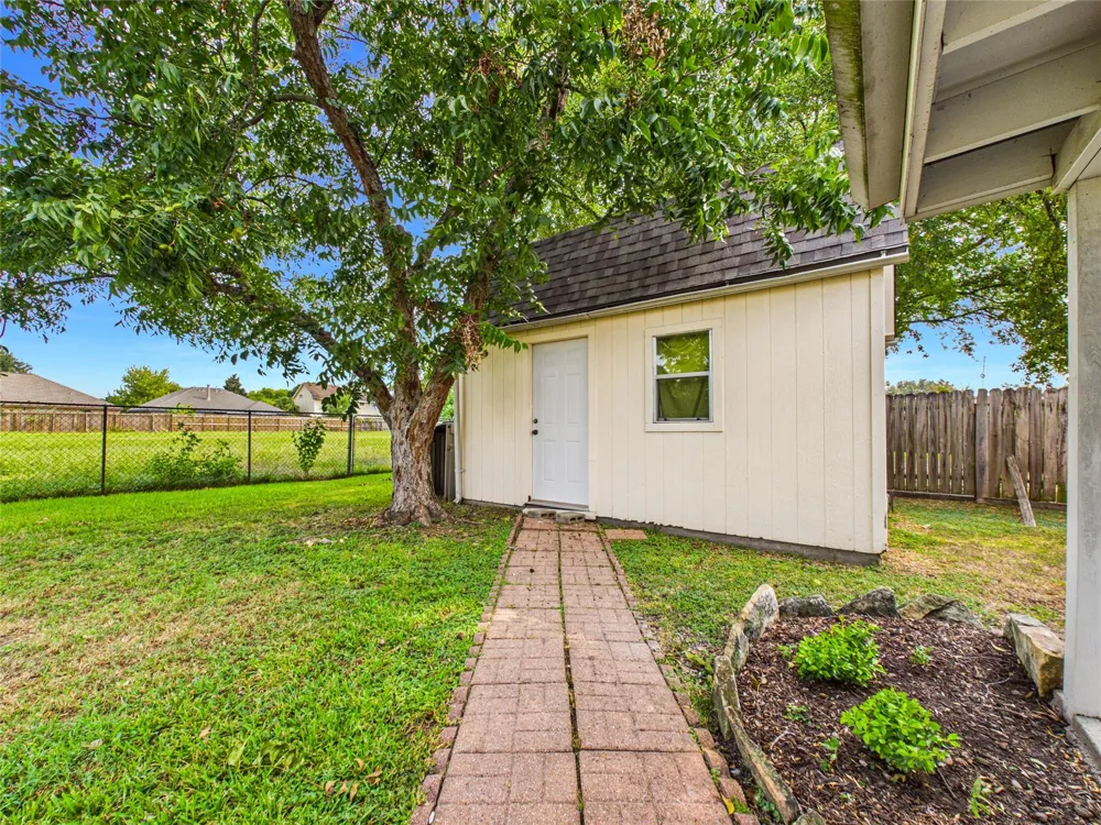 1817 Woodcrest Drive Deer Park, TX 77536